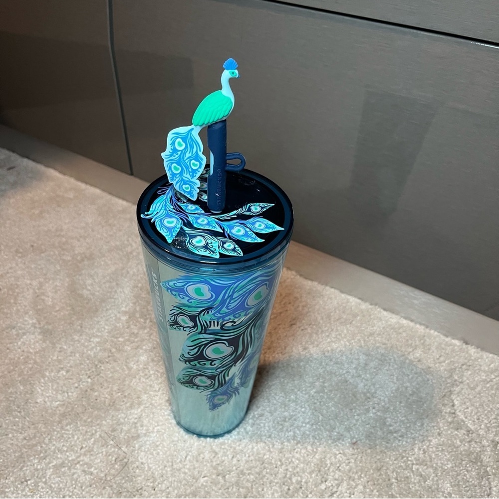 Starbucks holiday Winter 2024 peacock Cold Tumbler Cup 24 oz venti straw & cover - Picture 10 of 14